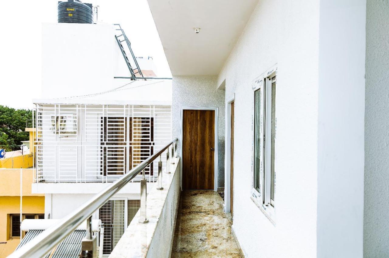 Rvr Abode -Private Rooms 班加罗尔 外观 照片